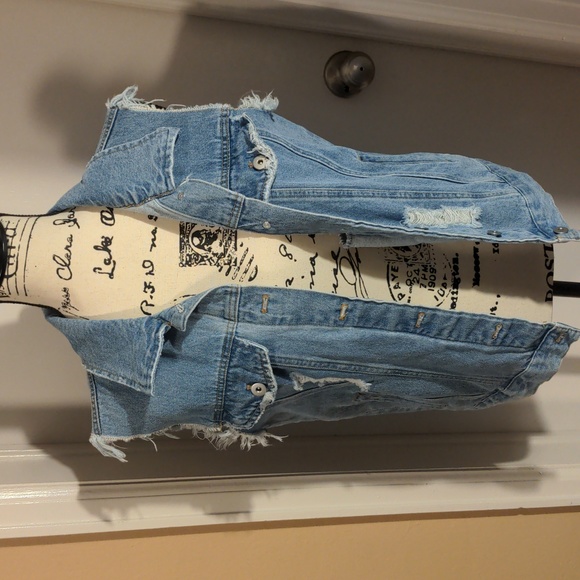 Sugar skull vest - Picture 3 of 5